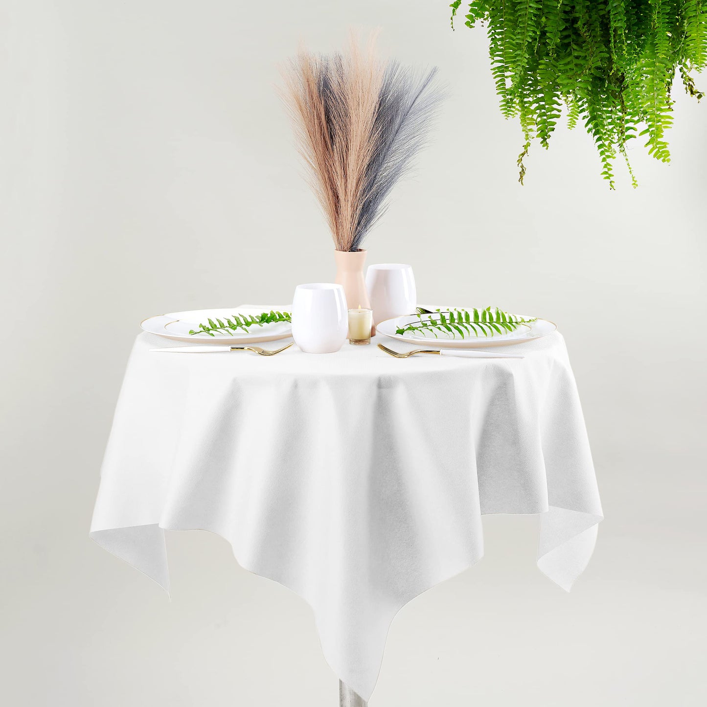 SV-TCFQ40-WHTE/25, SV-TCFQ48-WHTE/20, SV-TCFQ55-WHTE/20, White Servietto folded table cloth styled