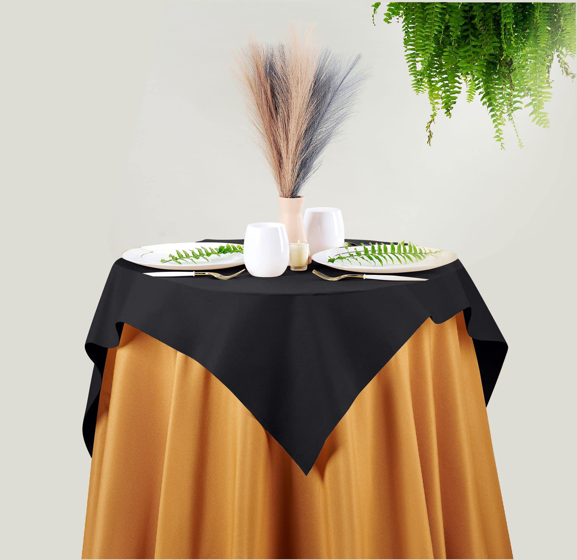 SV-TCFQ40-BLCK/25, SV-TCFQ48-BLCK/20, SV-TCFQ55-BLCK/20, Servietto black folded table cloth inen-like for formal dining and parties