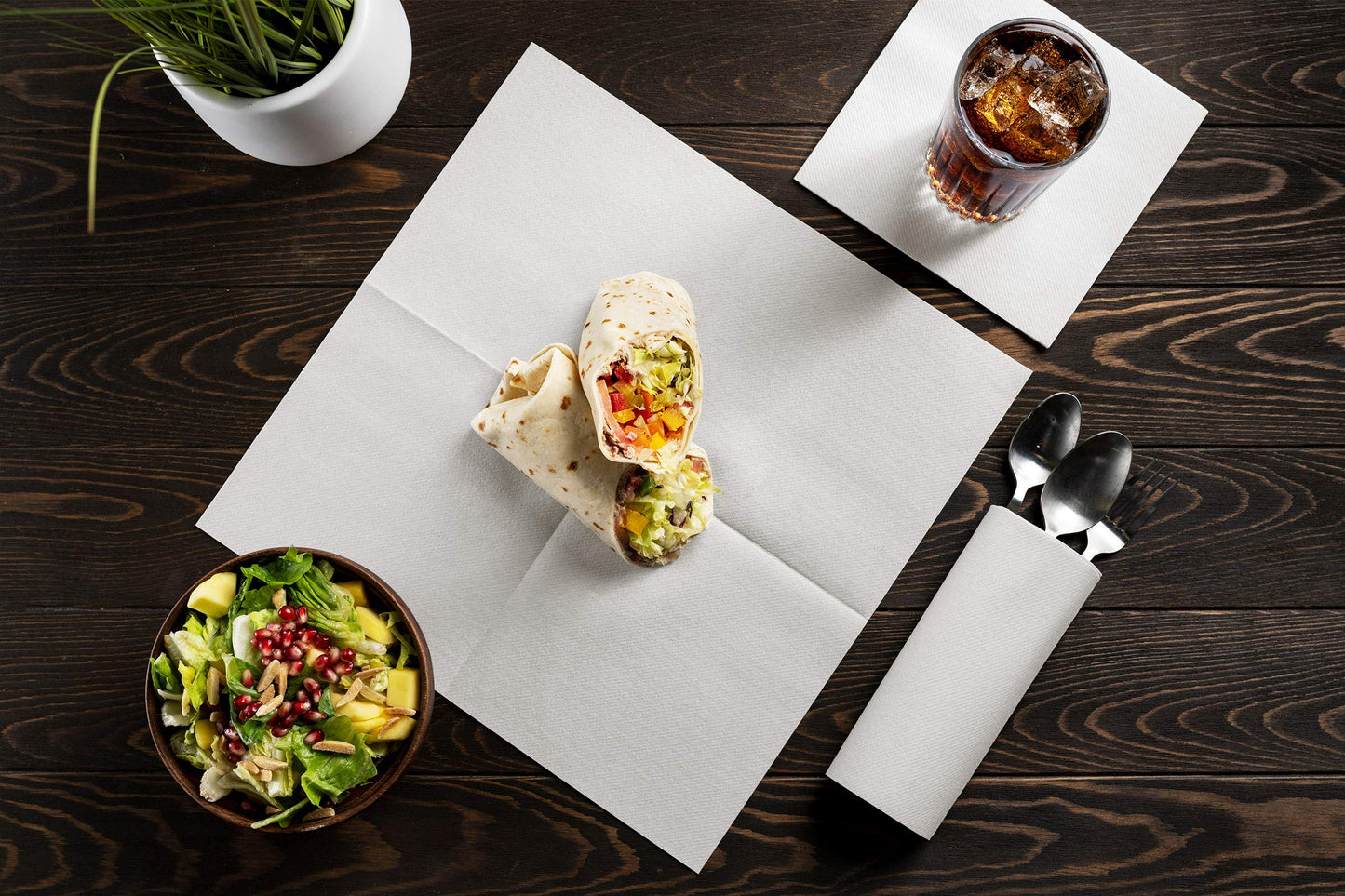13-inch airlaid luncheon napkins for food use