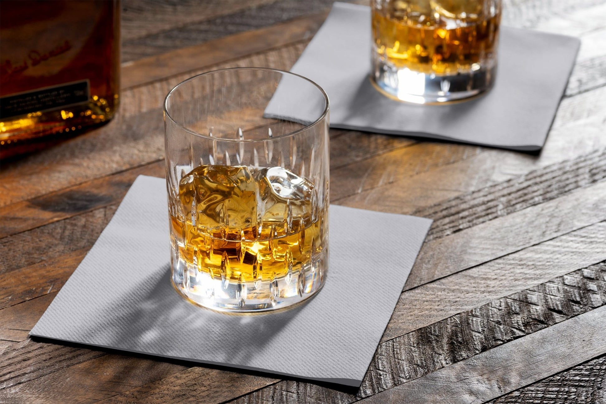 Disposable Linen-Feel Luncheon Napkins | Airlaid Paper, 13"X13", 100-Pack - Naptec Paper - Servietto