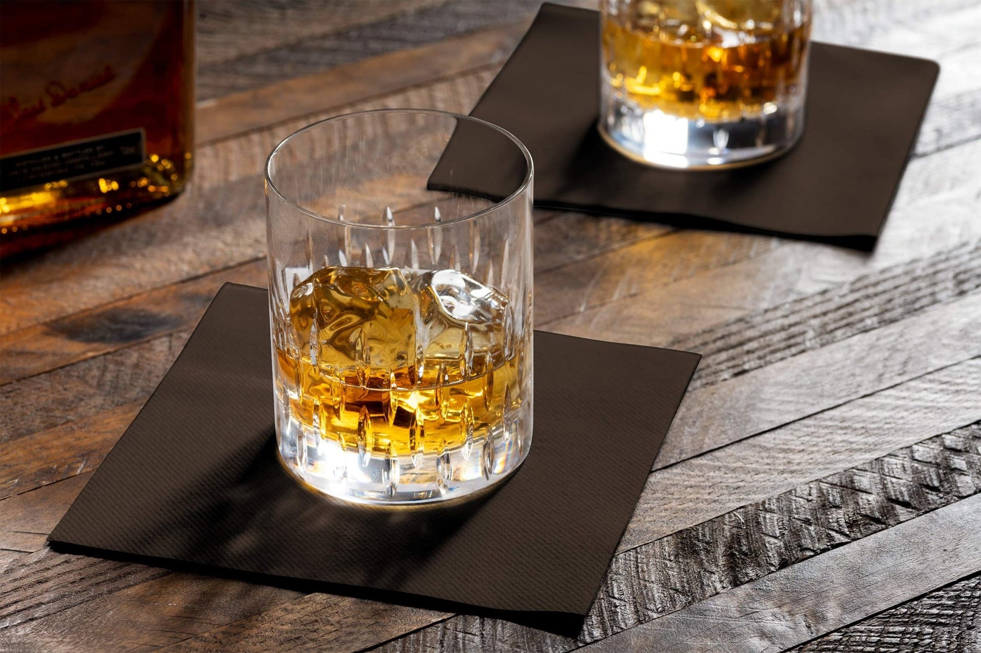 Disposable Linen-Feel Cocktail Napkins | Airlaid Paper, 8"x8" (unfolded), 100-Pack - Naptec Paper - BloominGoods